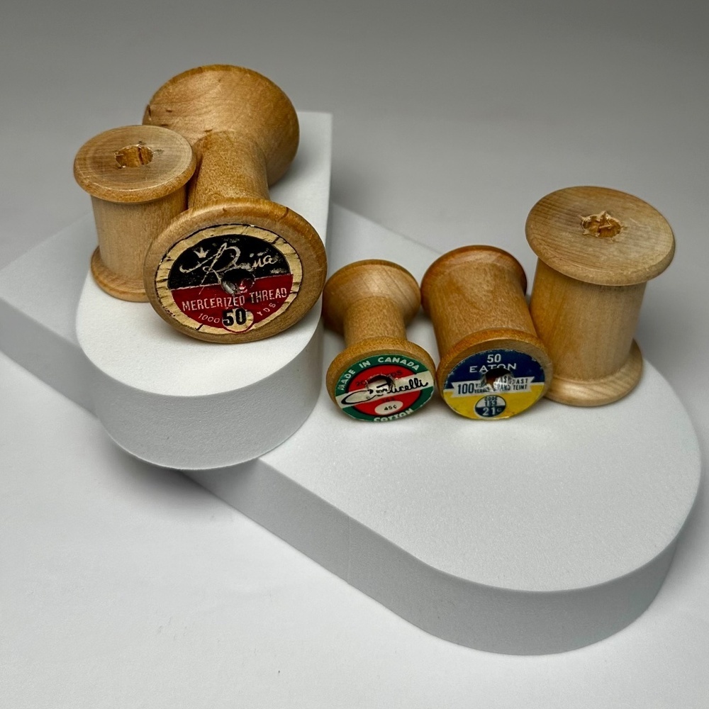 Vintage Wooden Thread Spools –Eaton’s, Coats, Mercerized – Set of 5 - Picture 4 of 4